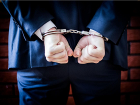 我在中國坐牢2年3個月！上海仟和億案被抓，台灣分析師告白：年賺上億夢碎，老婆跑了，全身僅剩10萬